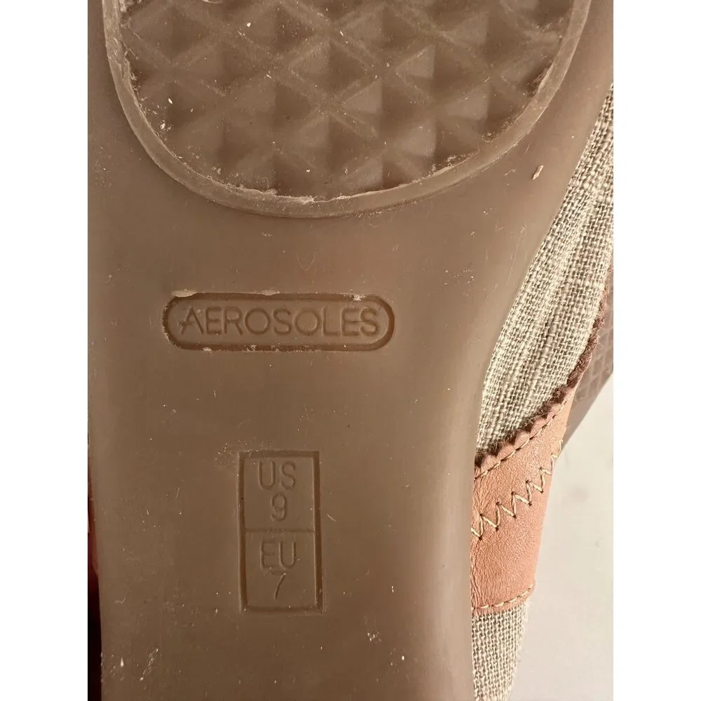 AEROSOLES Tan and Beige Women’s Flats